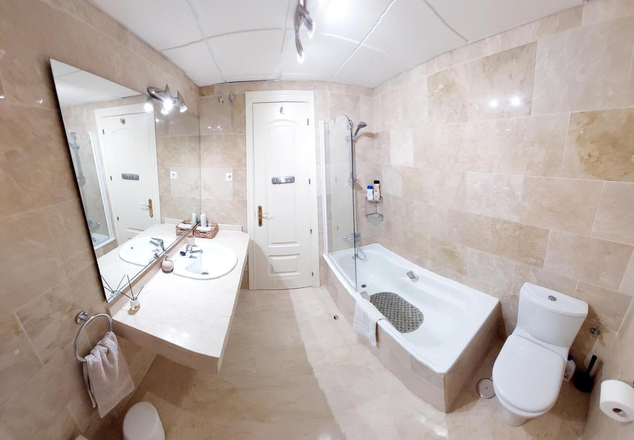Luxurious Apartment 2 Bedroom 2 Bathroom Near Beach Màlaga Exteriér fotografie
